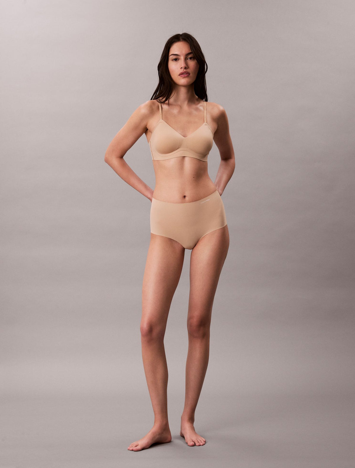 Calvin Klein Invisibles Gel Wire Lightly Lined Bralette