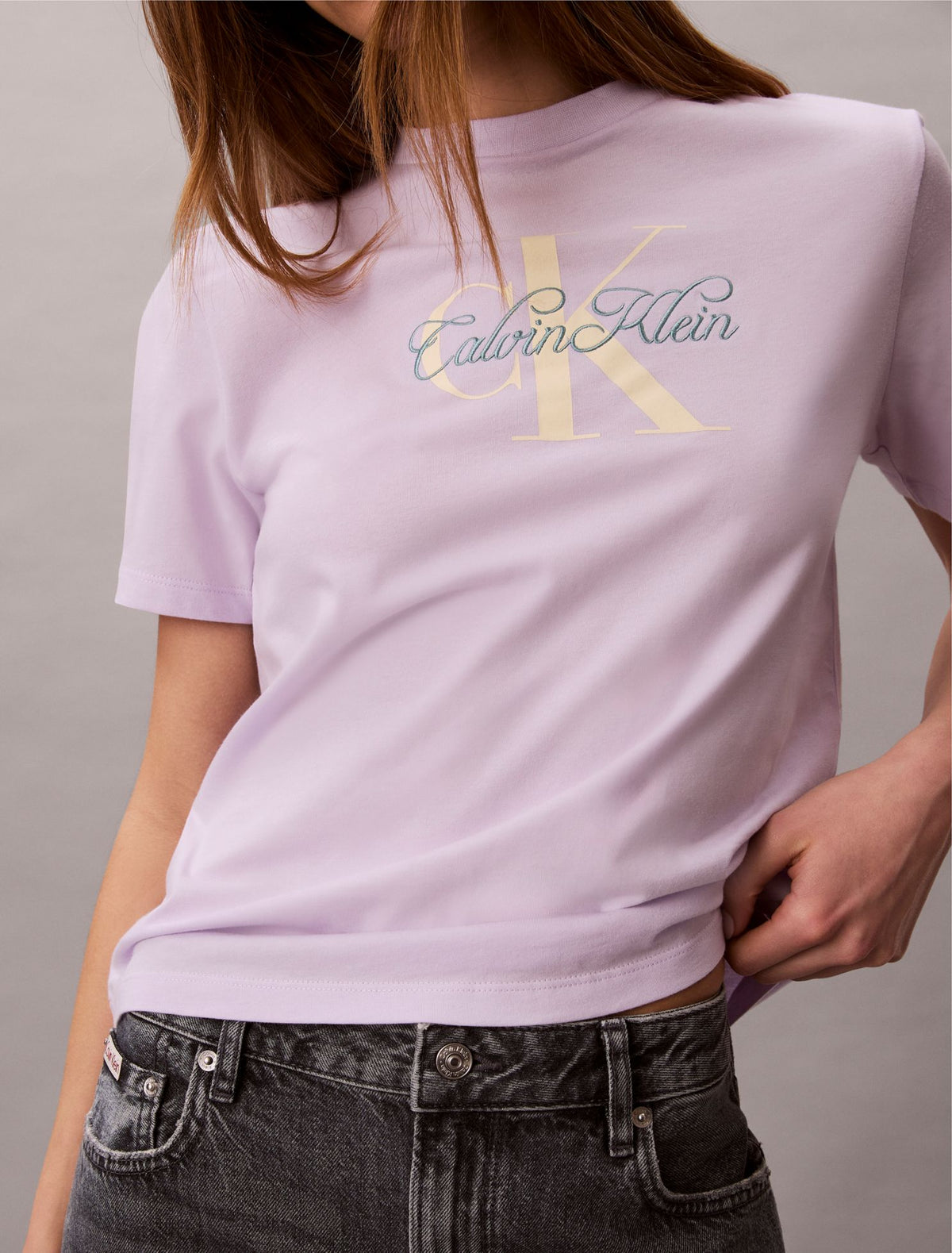 Calvin Klein Script Monologo Graphic Classic T-Shirt