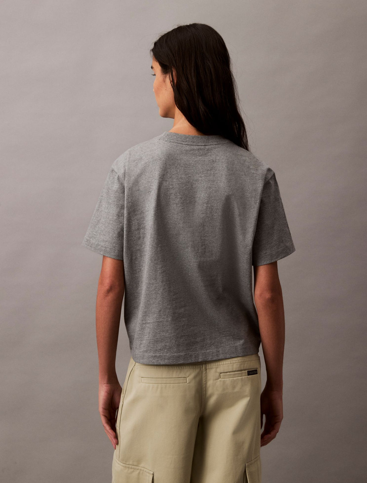 Calvin Klein Standard Logo Boxy Fit Crewneck T-Shirt