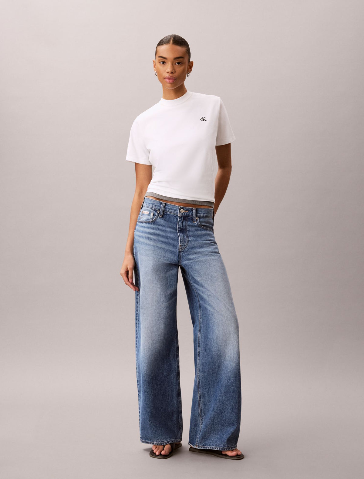 Calvin Klein Sun Graphic Cooling Jersey Classic Tee