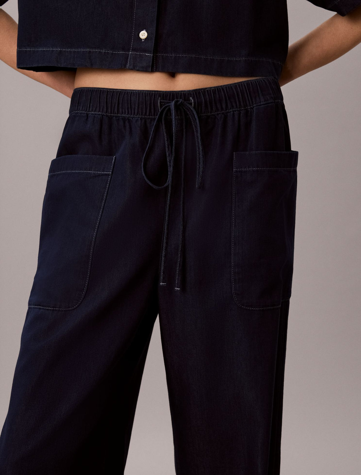 Calvin Klein Cotton Lyocell Pull-On Cargo Pants