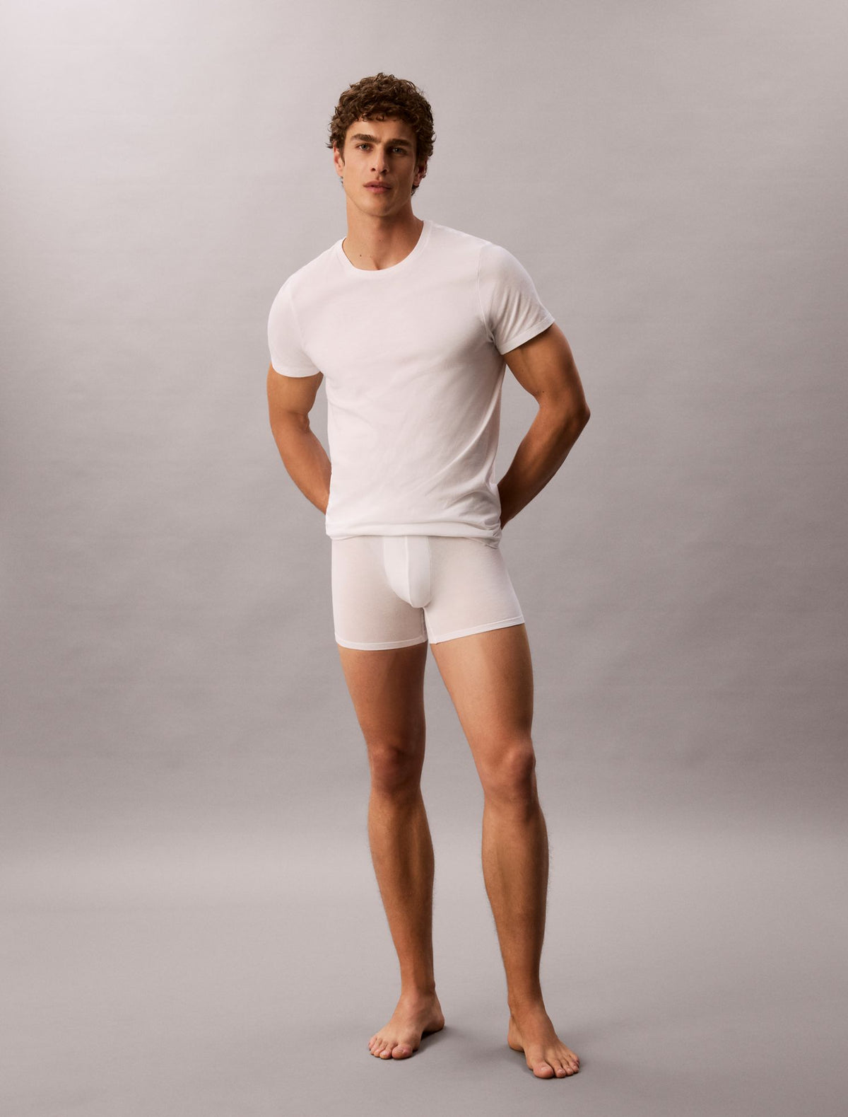 Calvin Klein Cotton Classics 5-Pack Classic Fit Crewneck T-Shirt