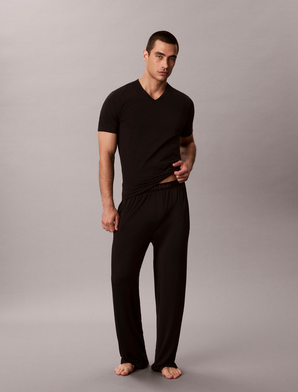 Calvin Klein Cotton Stretch Blend 3-Pack Slim Fit V-Neck T-Shirt