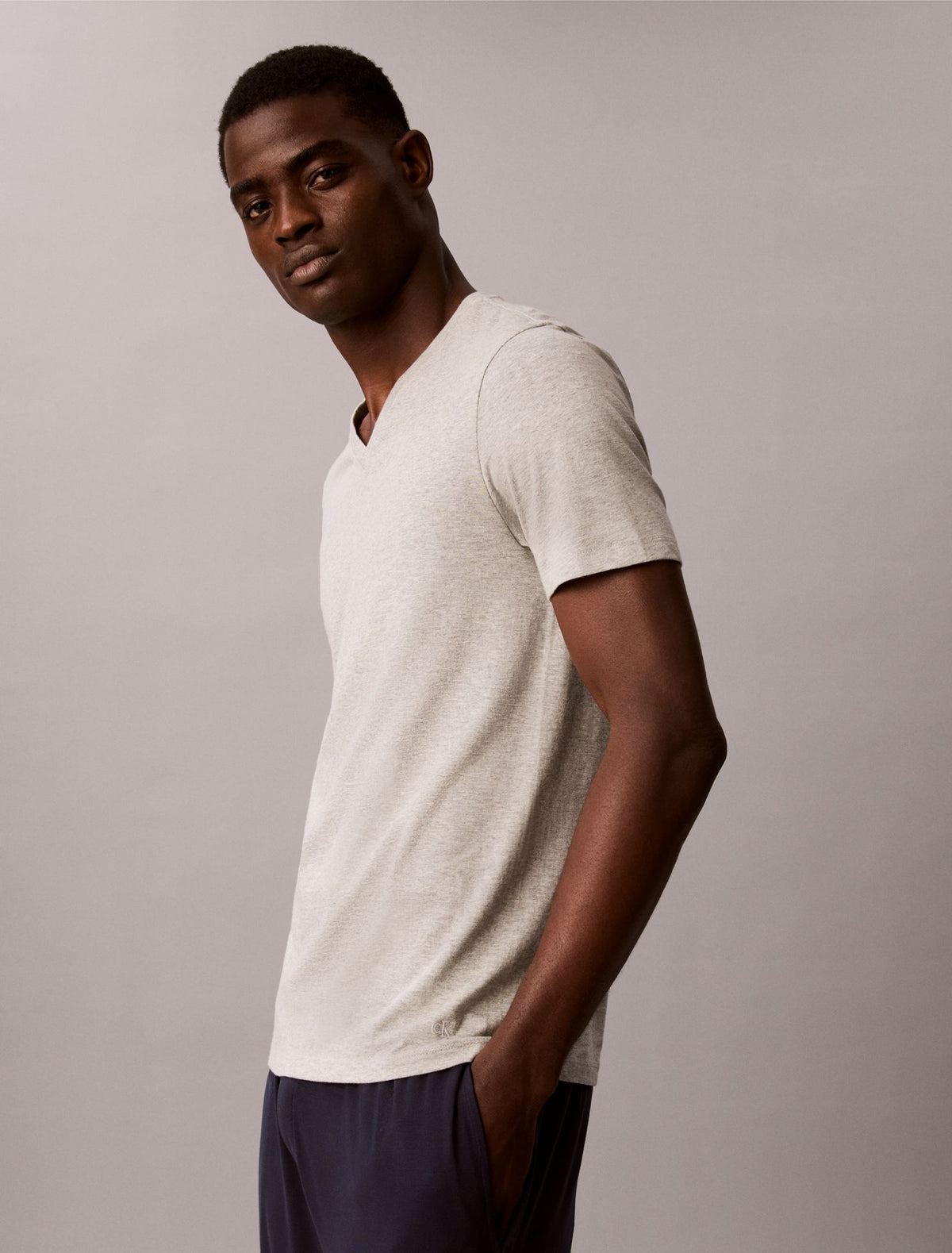 Calvin Klein Cotton Classics 3-Pack Classic Fit V-Neck T-Shirt