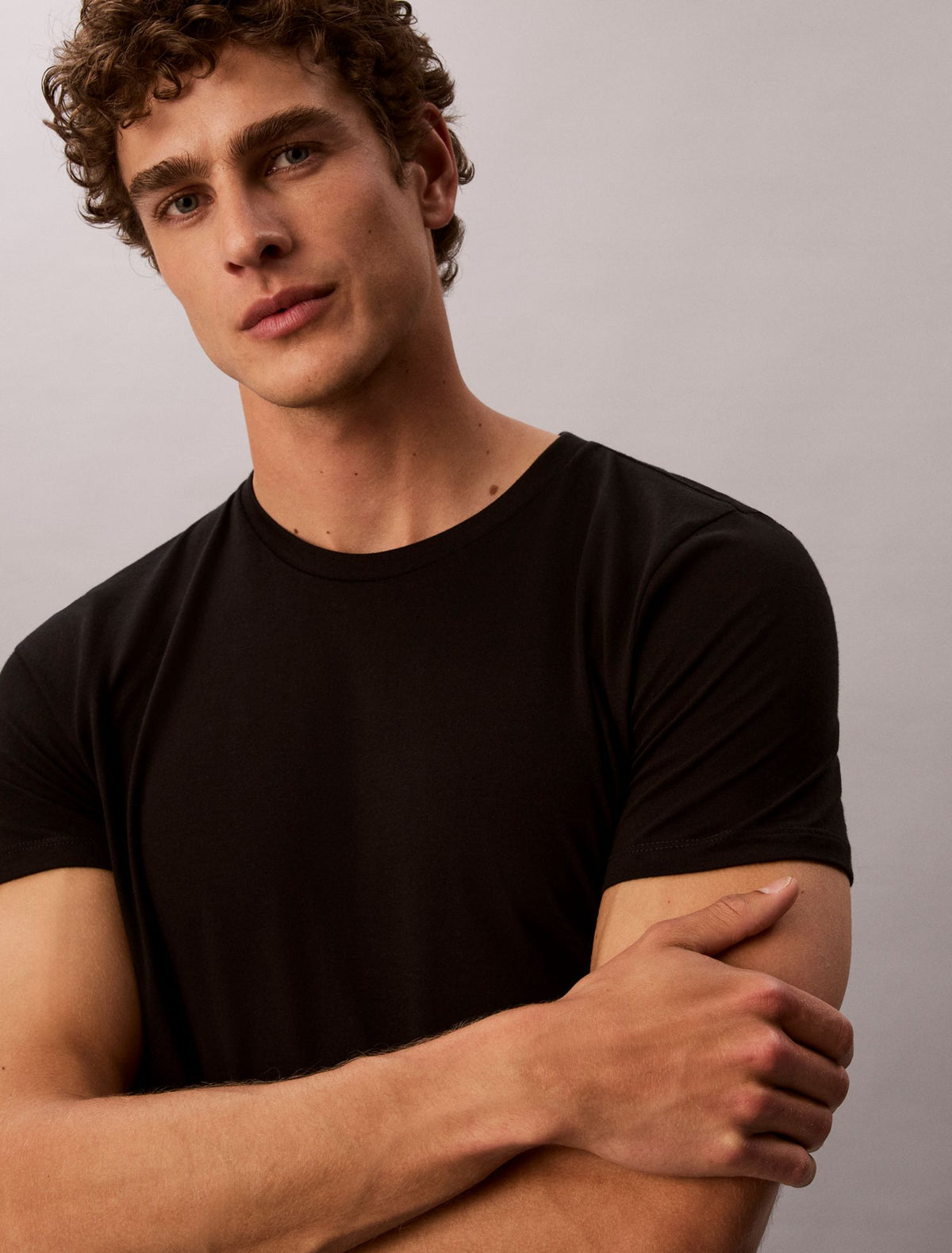 Calvin Klein Cotton Classics 5-Pack Classic Fit Crewneck T-Shirt