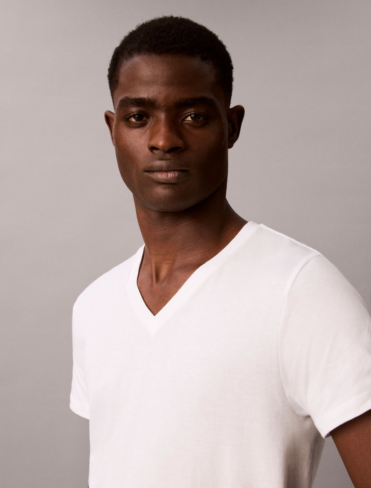Calvin Klein Cotton Classics 5-Pack Classic Fit V-Neck T-Shirt