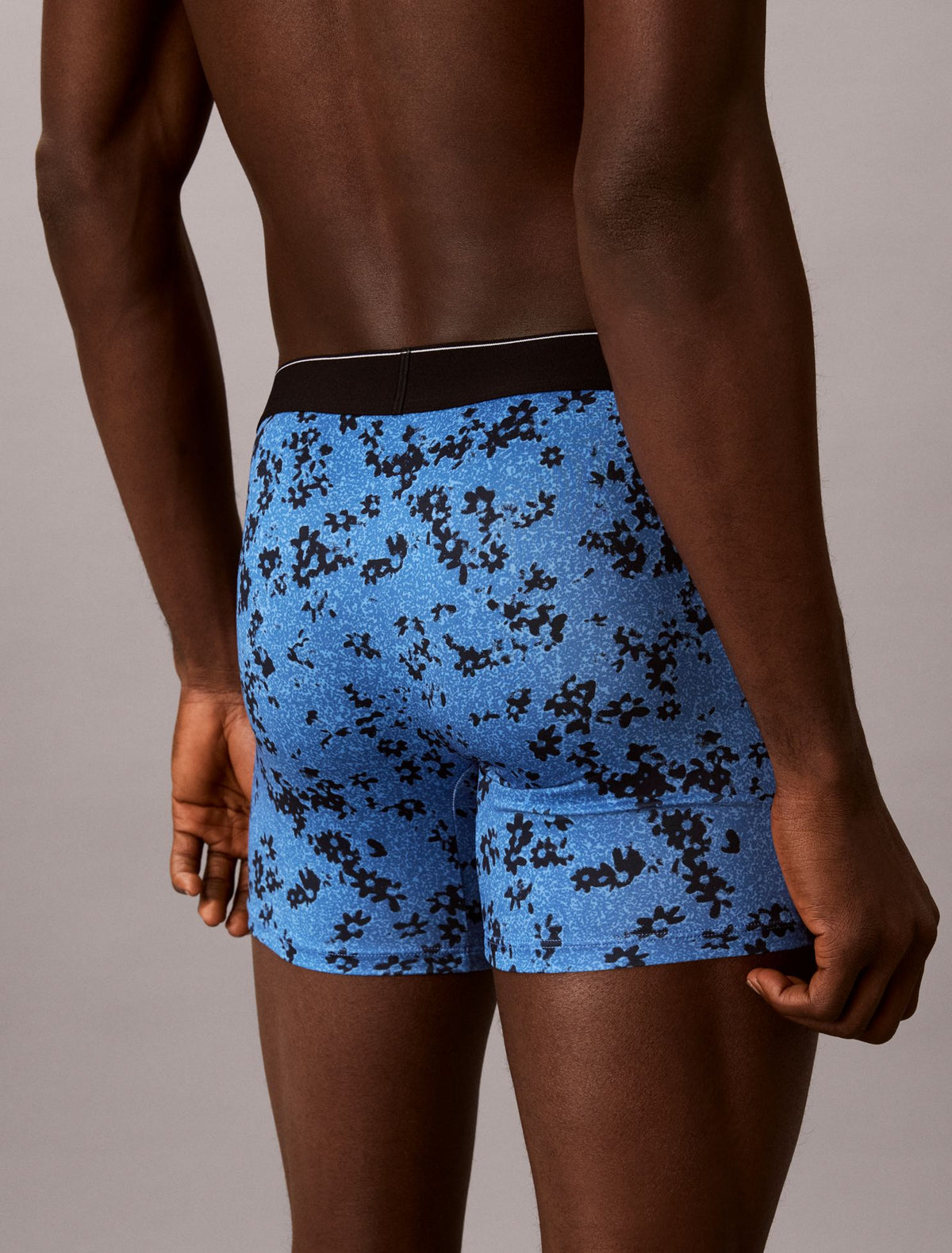 Calvin Klein Graphic Monogram Microfiber Stretch Boxer Brief