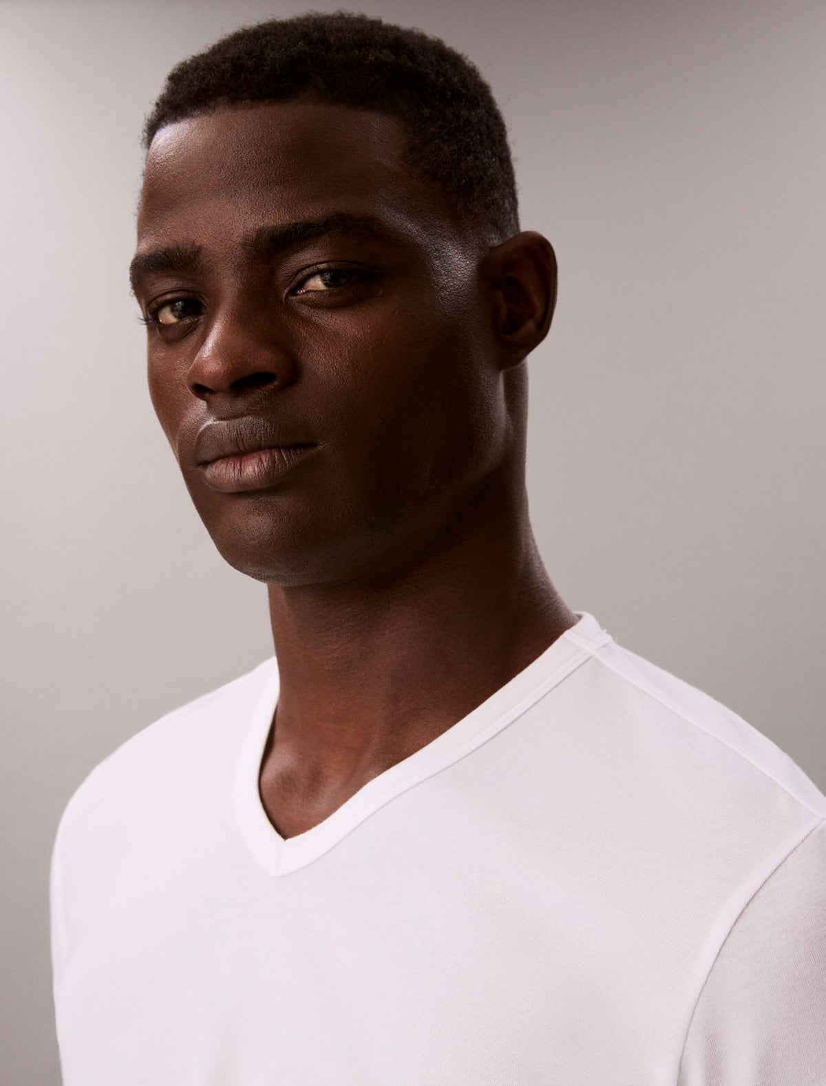 Calvin Klein Cotton Stretch Blend 3-Pack Slim Fit V-Neck T-Shirt
