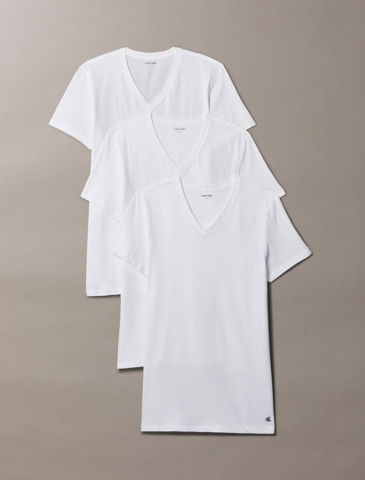 Calvin Klein Cotton Classics 3-Pack Classic Fit V-Neck T-Shirt