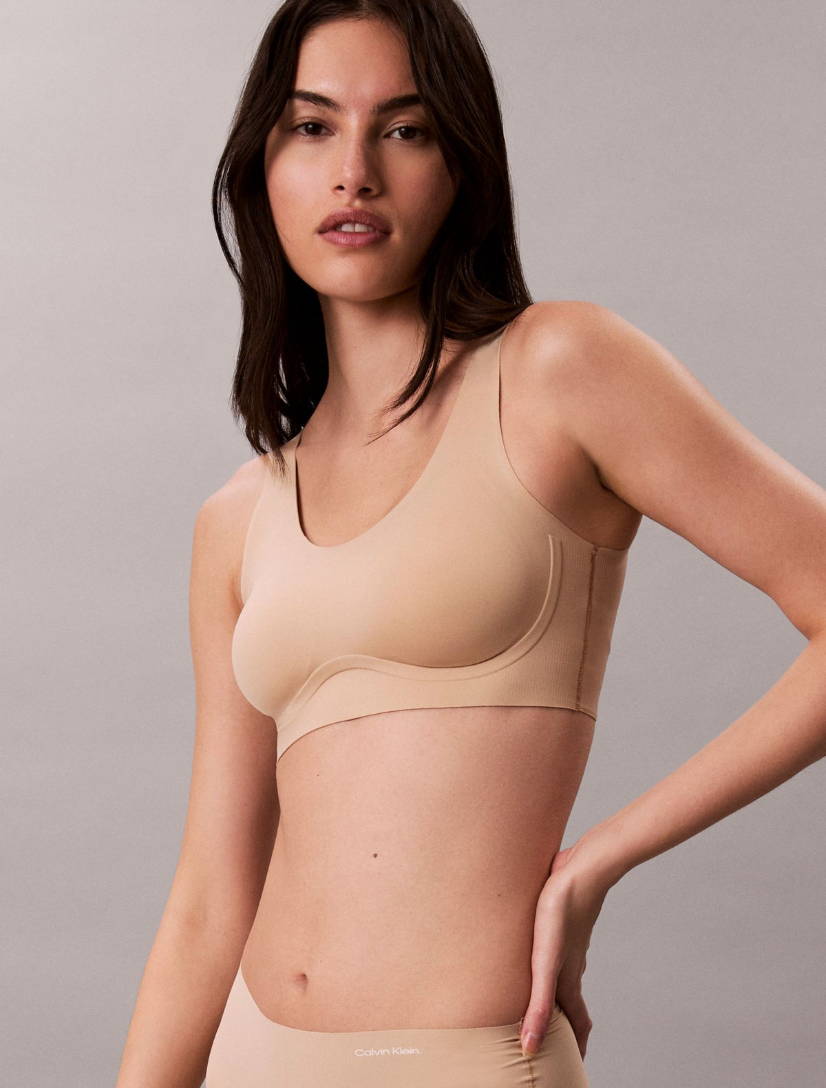 Calvin Klein Invisibles Gel Wire Lightly Lined Bralette