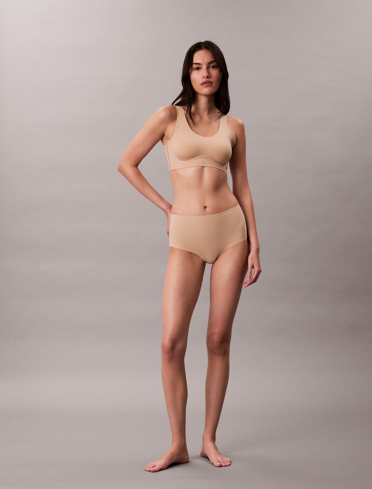Calvin Klein Invisibles Gel Wire Lightly Lined Bralette