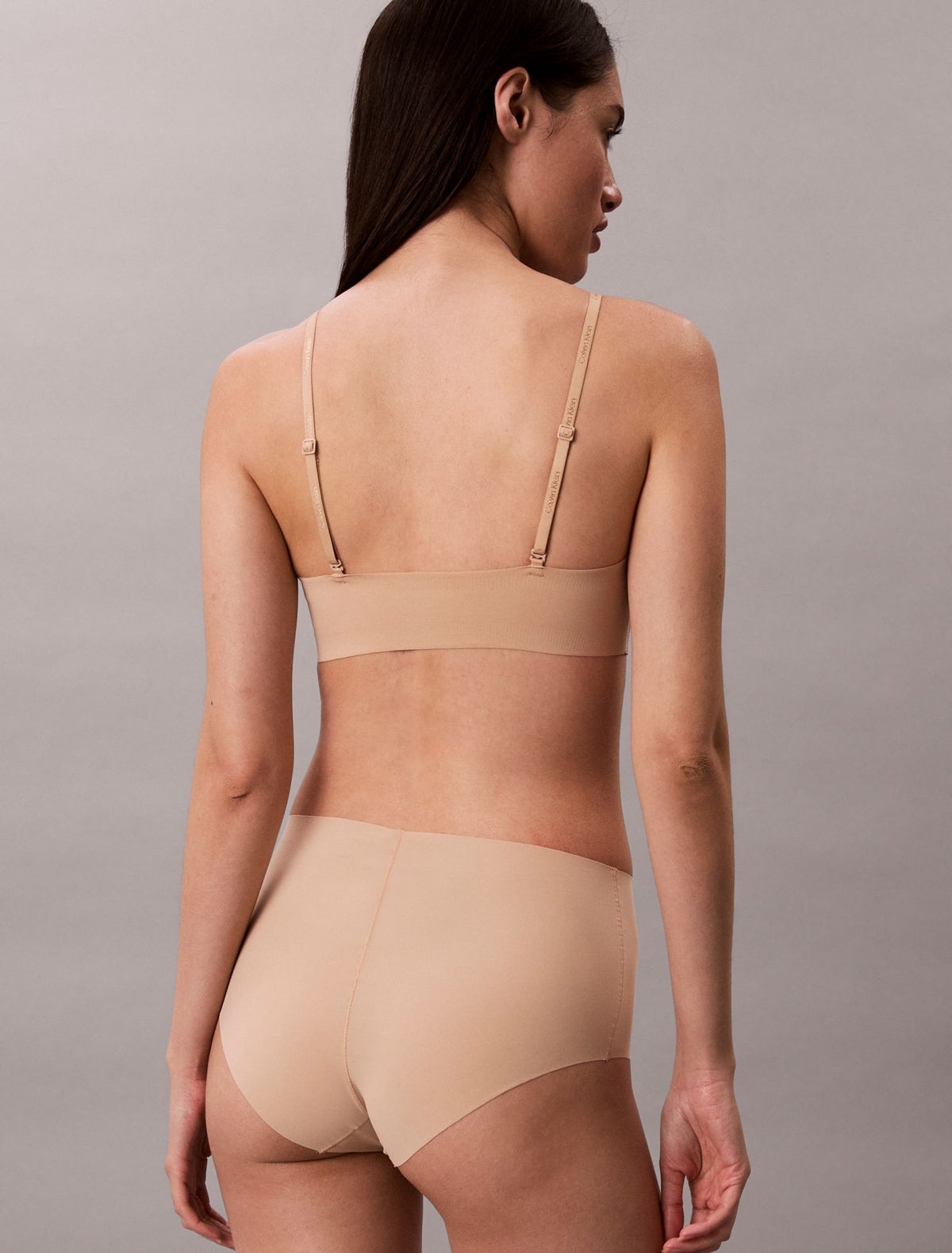 Calvin Klein Invisibles Gel Wire Lightly Lined Bralette