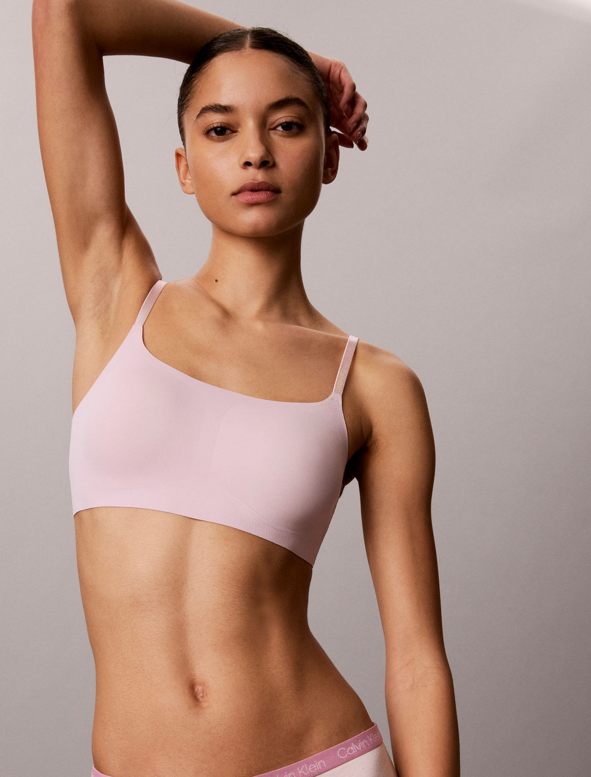 Calvin Klein Invisibles Wirefree Lightly Lined Bralette