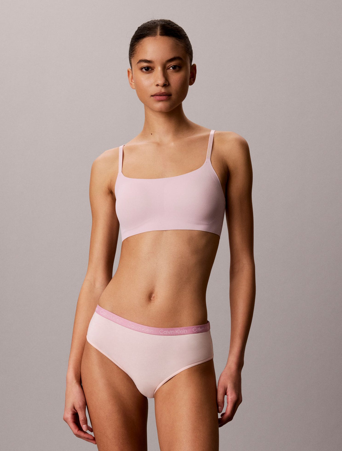 Calvin Klein Invisibles Wirefree Lightly Lined Bralette