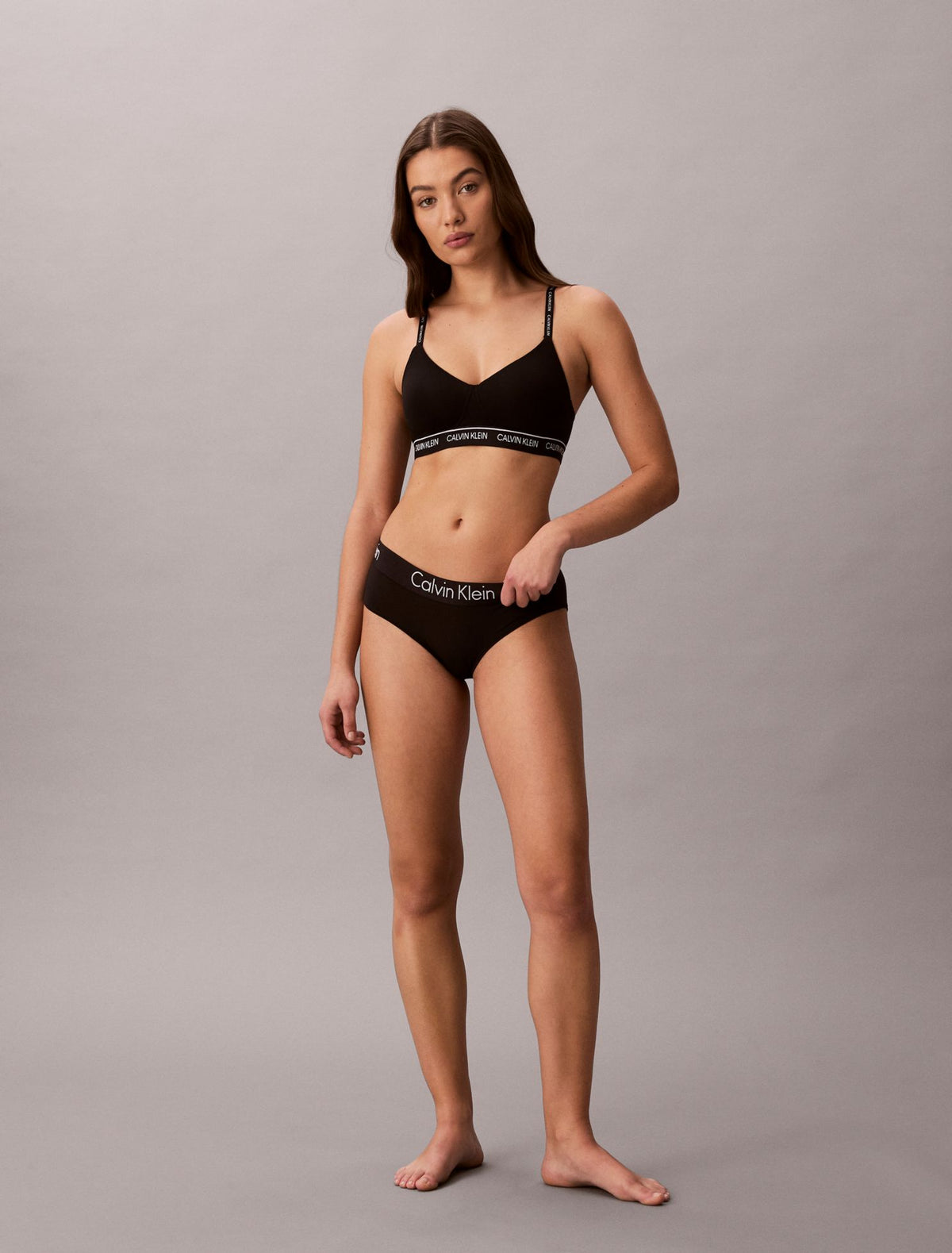 Calvin Klein Archive Logo Lightly Lined Wirefree Bralette