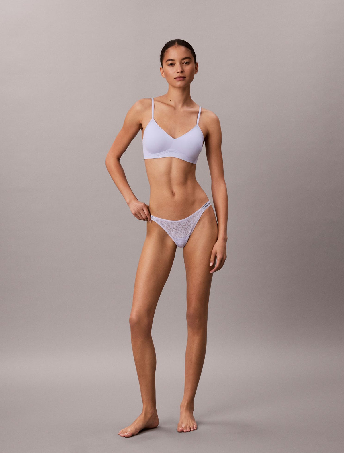 Calvin Klein Invisibles Gel Wire Lightly Lined Bralette