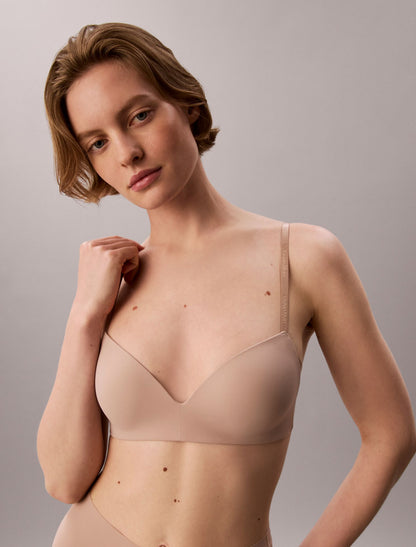 Calvin Klein Perfectly Fit Custom Lift Wirefree Triangle Bra