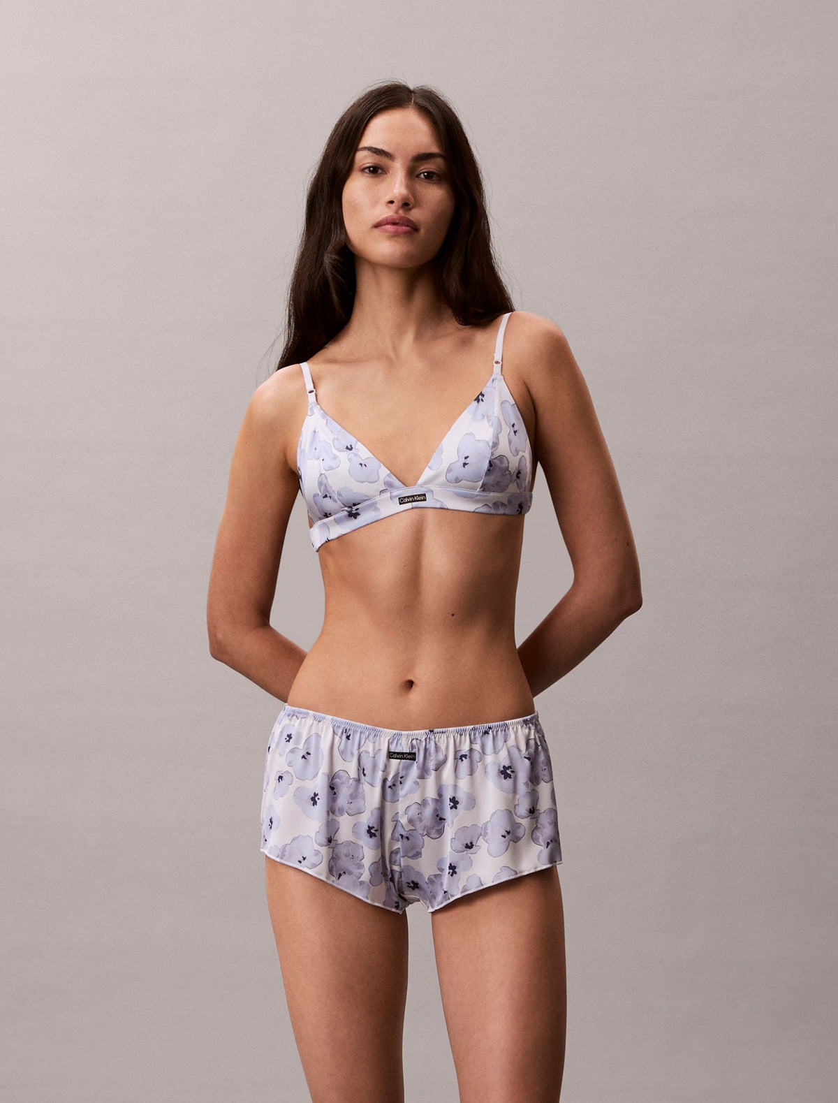 Calvin Klein Signature Satin Unlined Triangle Bra