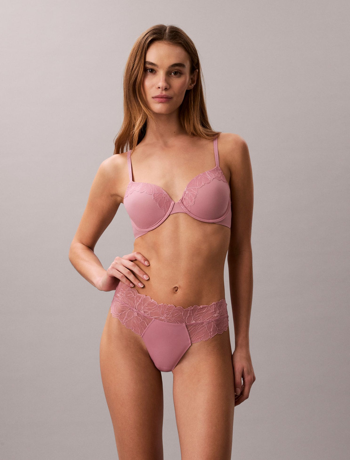 Calvin Klein Perfectly Fit Lace Lightly Lined Full Coverage Bra