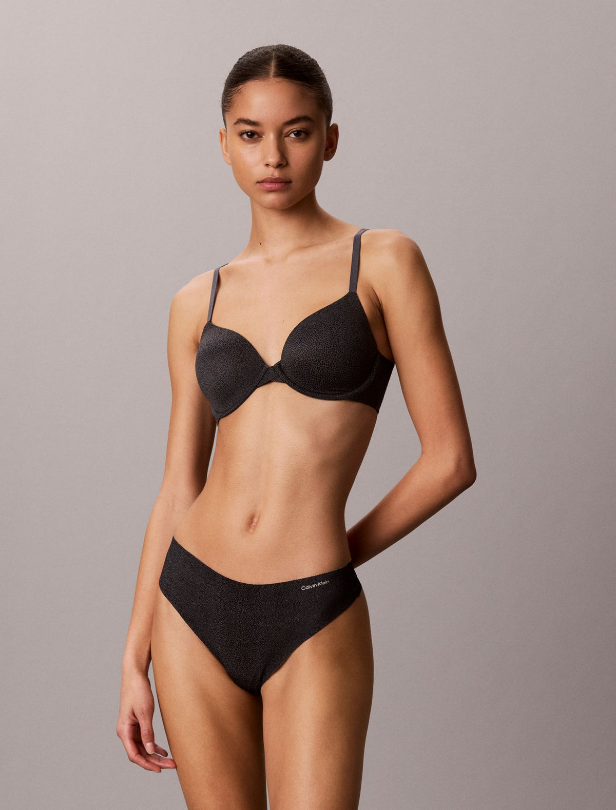 Calvin Klein Perfectly Fit Lightly Lined Full Coverage Bra