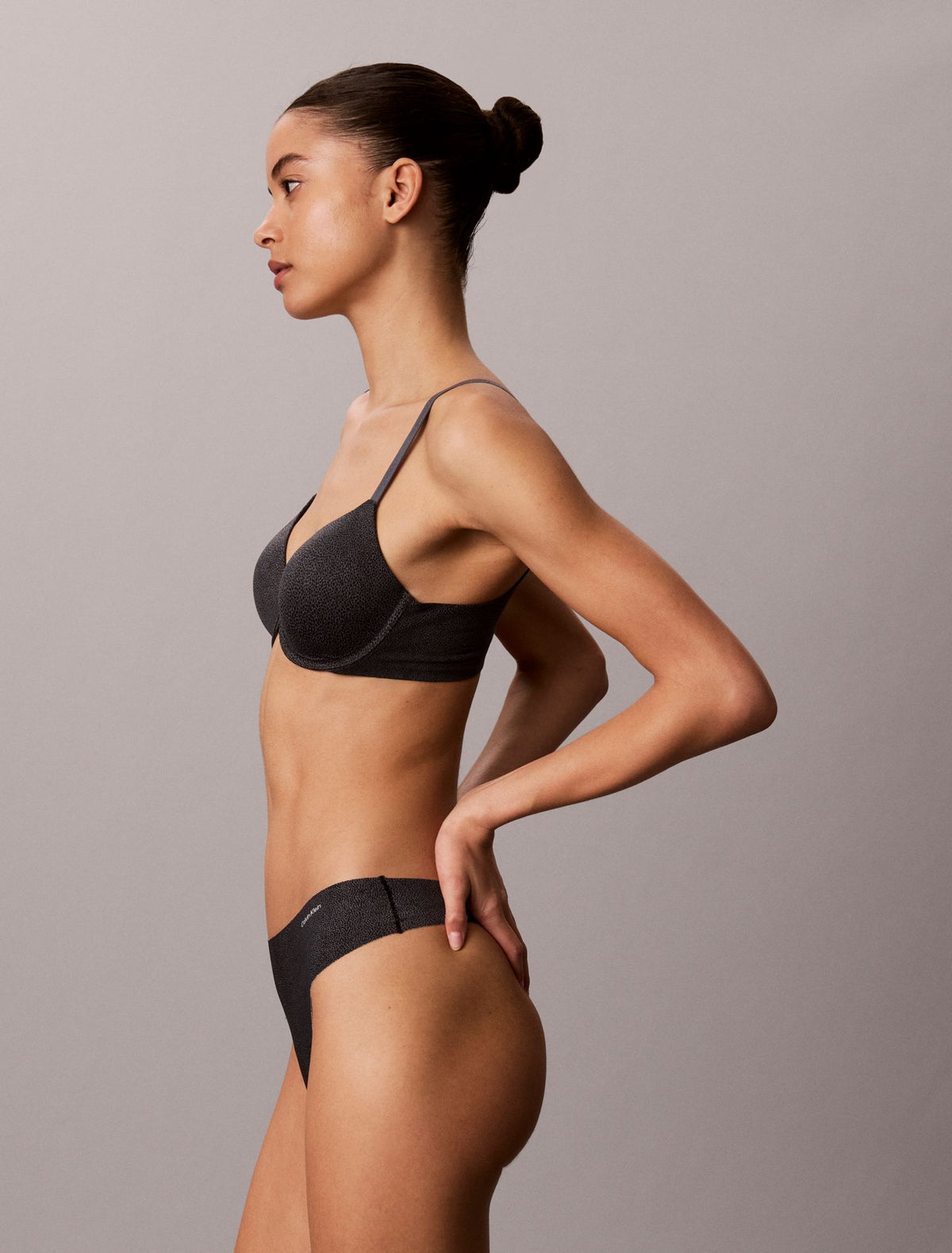 Calvin Klein Perfectly Fit Lightly Lined Full Coverage Bra