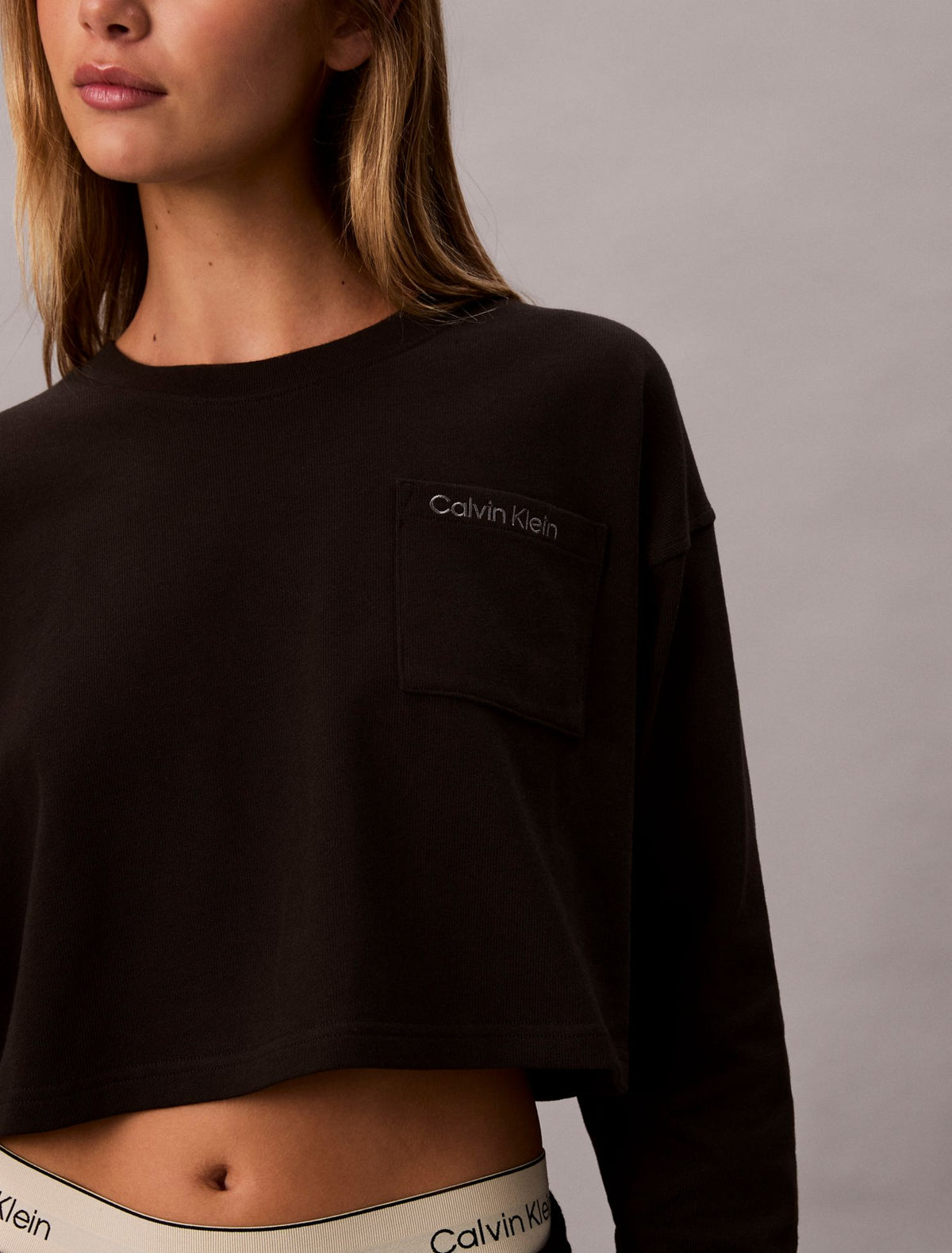 Calvin Klein Logo Cotton Jersey Cropped Tee