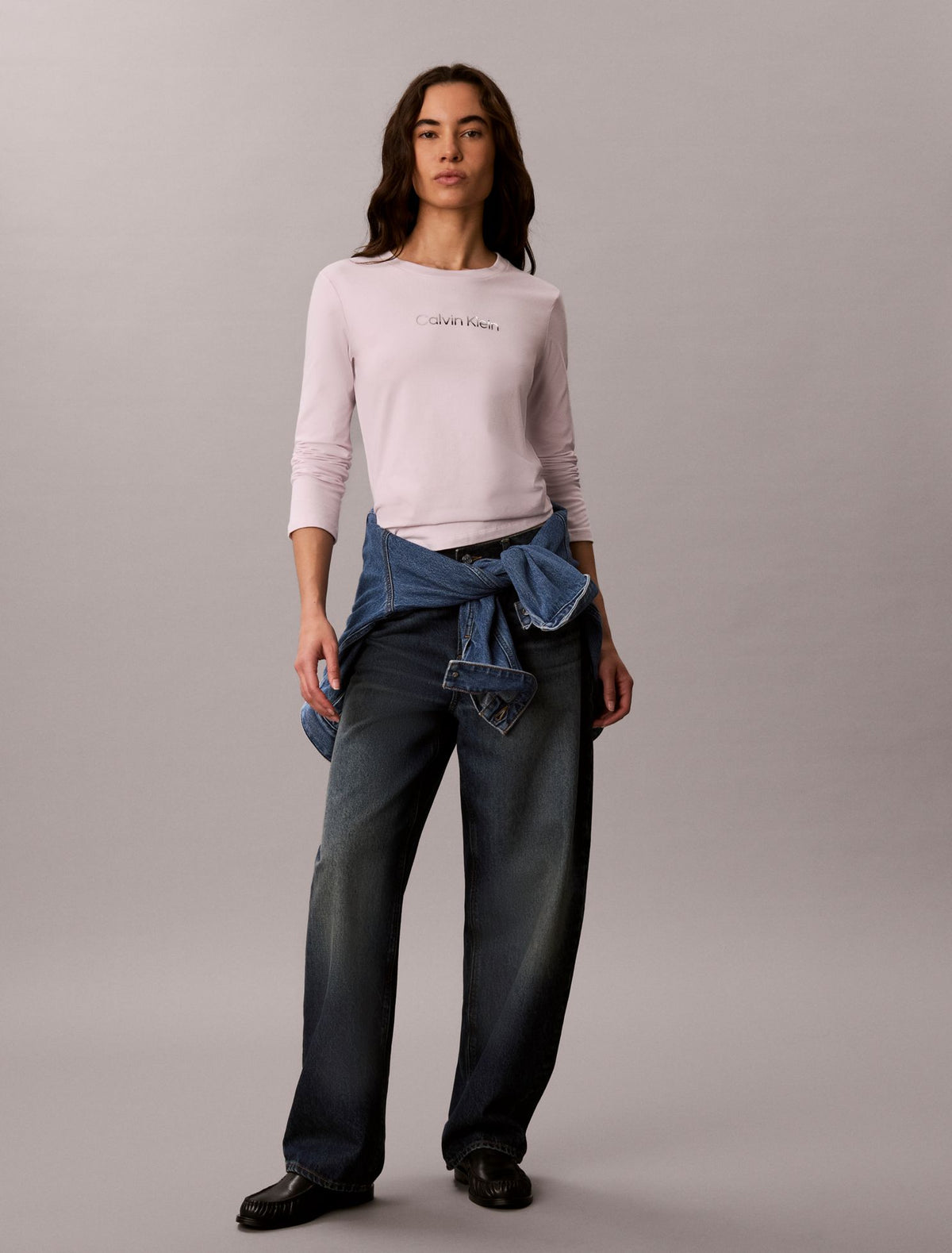 Calvin Klein Standard Logo Slim T-Shirt