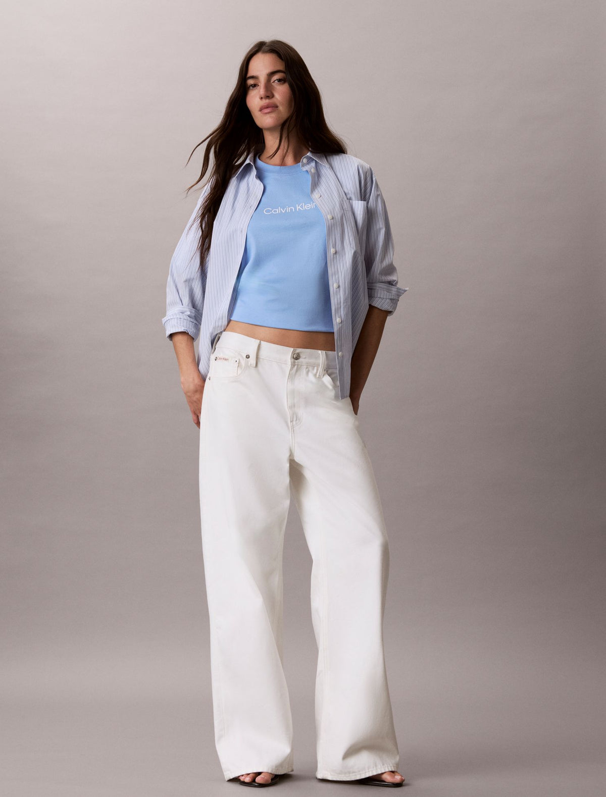 Calvin Klein Standard Logo Relaxed T-Shirt