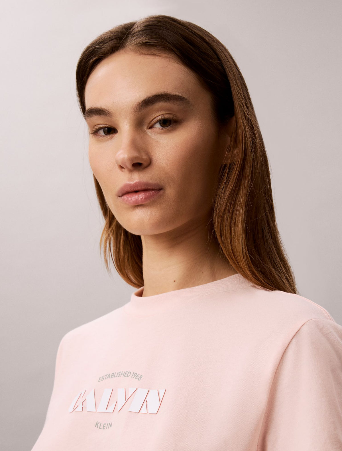Calvin Klein Bold Logo Graphic Classic T-Shirt