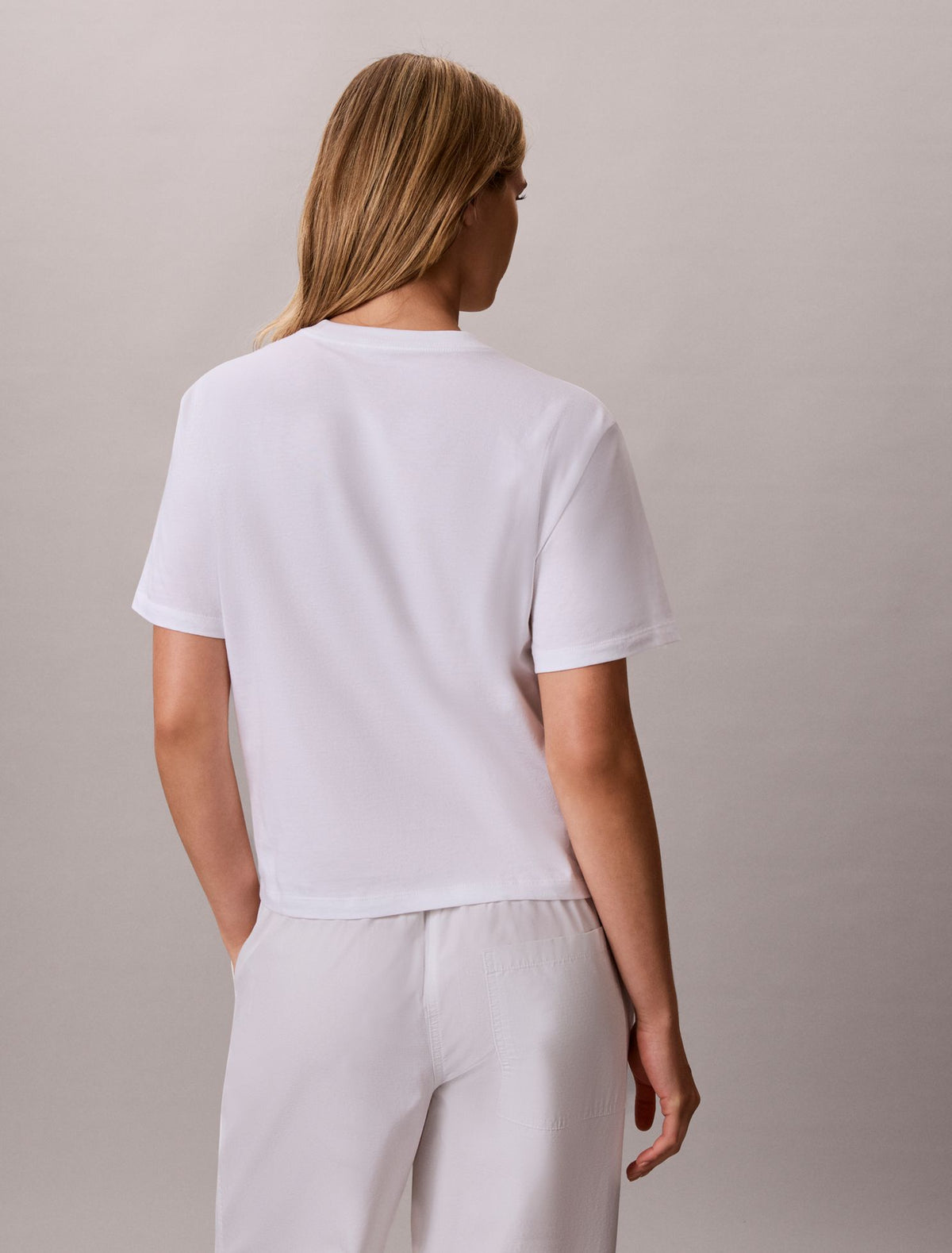 Calvin Klein Floral Logo Graphic Boxy T-Shirt