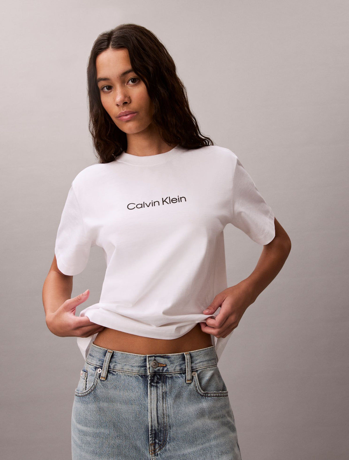 Calvin Klein Standard Logo Boxy Fit Crewneck T-Shirt