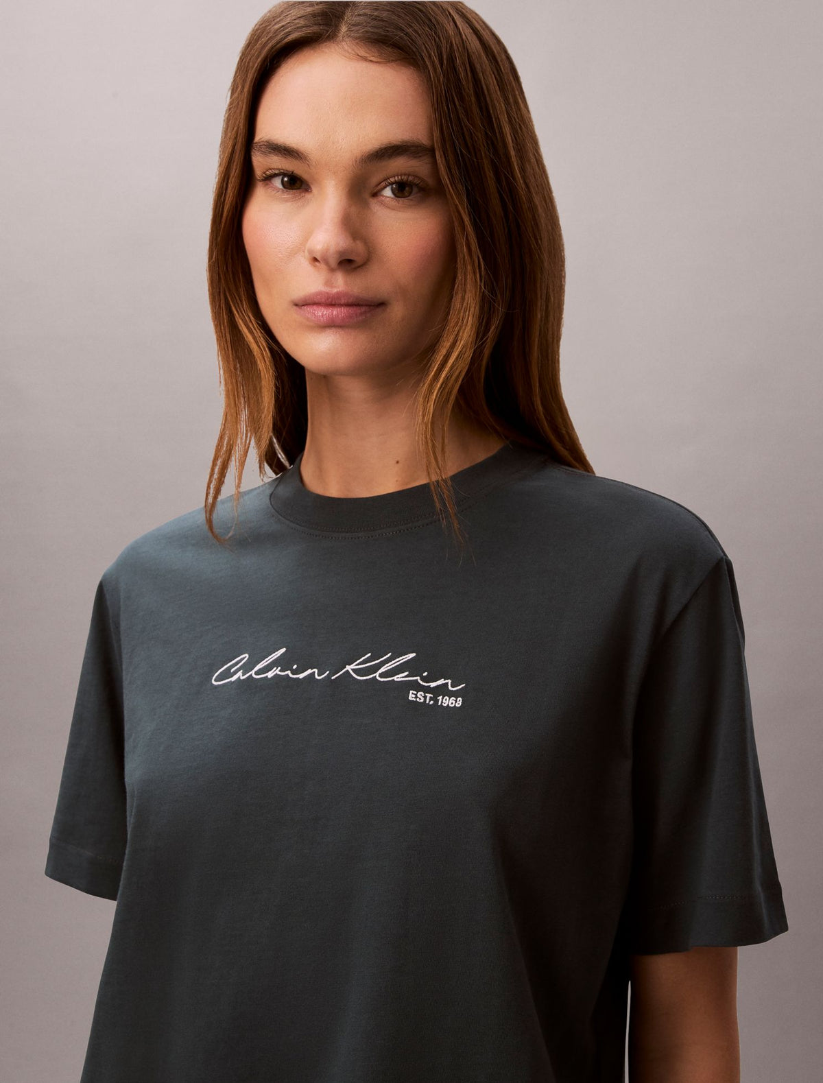 Calvin Klein Script Logo Graphic Boxy T-Shirt