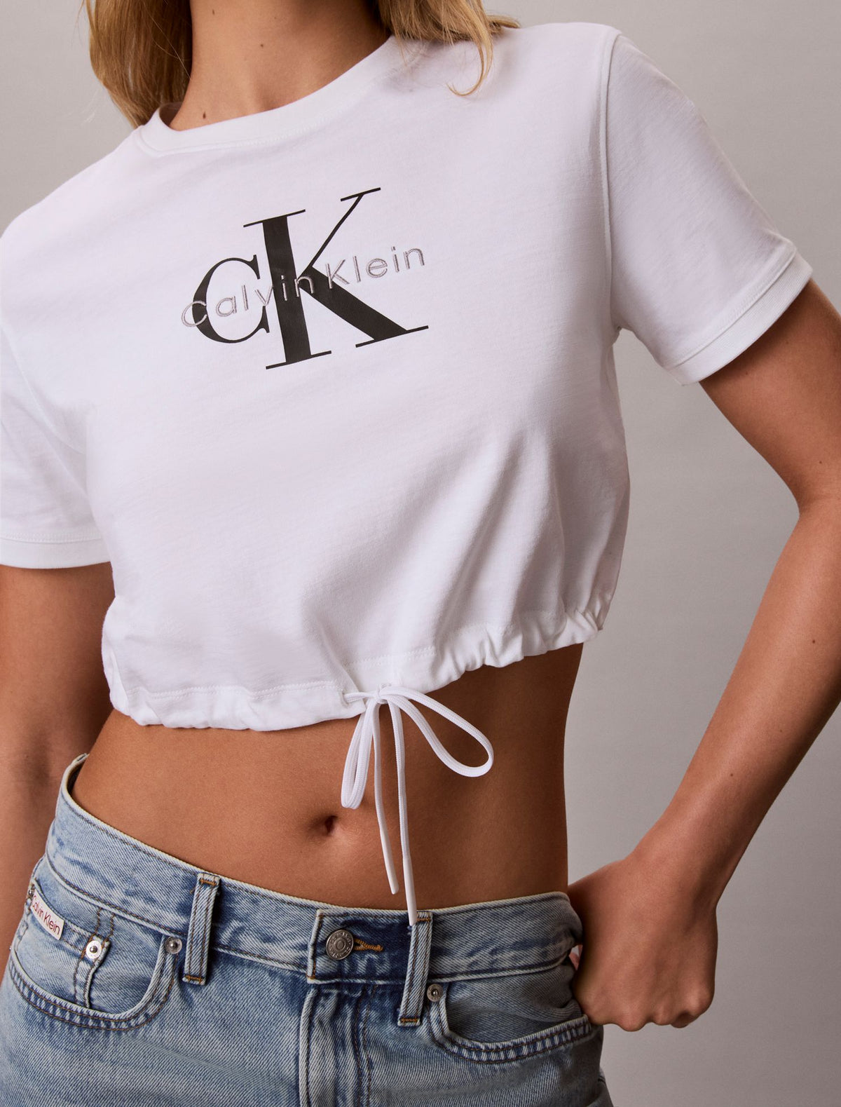 Calvin Klein Monologo Cropped T-Shirt