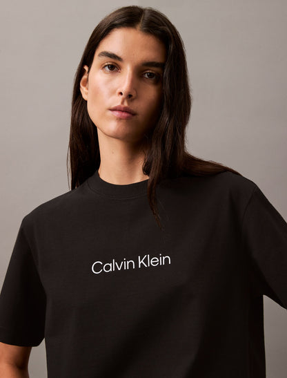 Calvin Klein Standard Logo Boxy Fit Crewneck T-Shirt