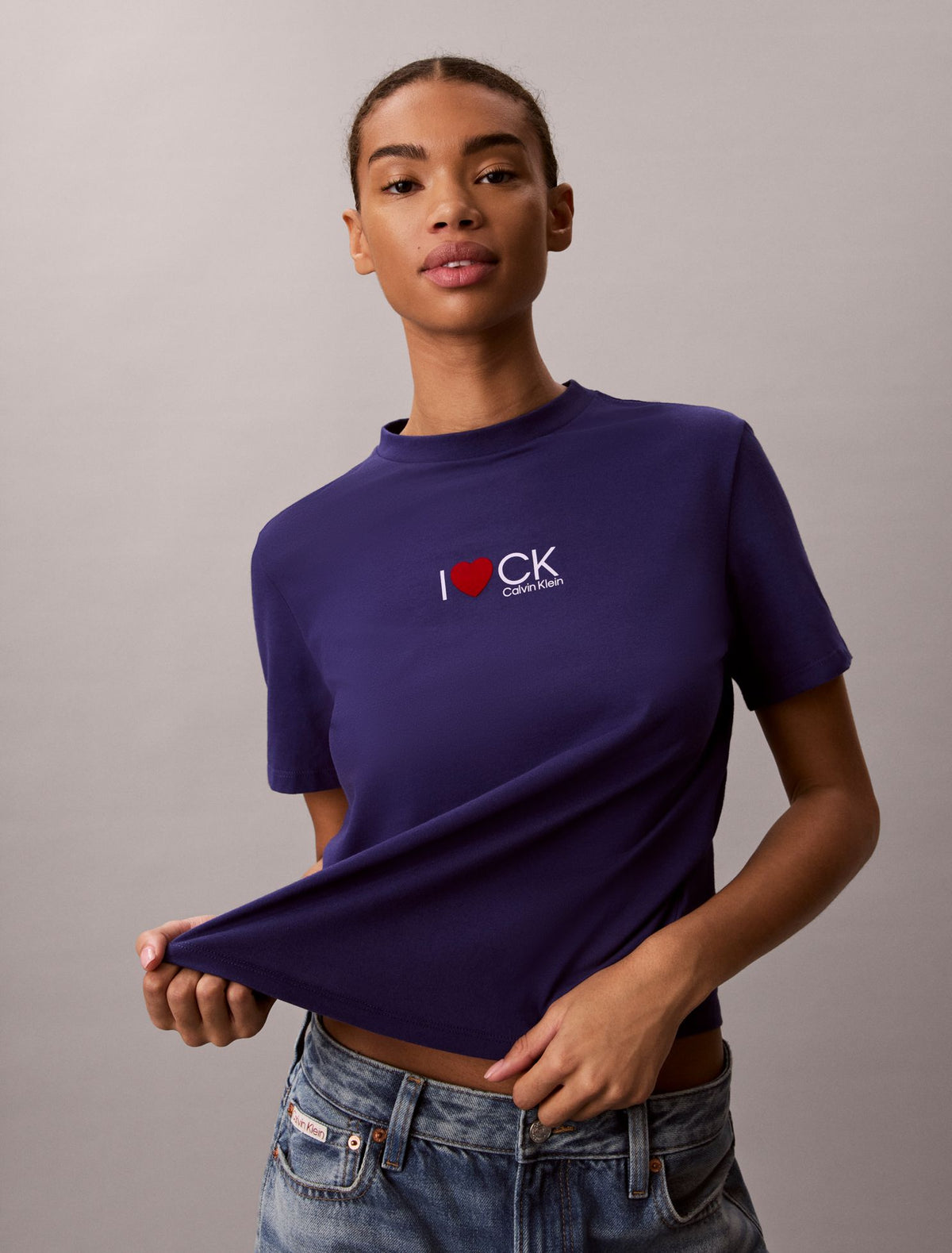 Calvin Klein Heart Logo Classic T-Shirt