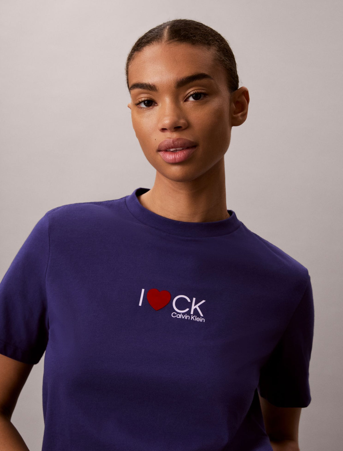 Calvin Klein Heart Logo Classic T-Shirt