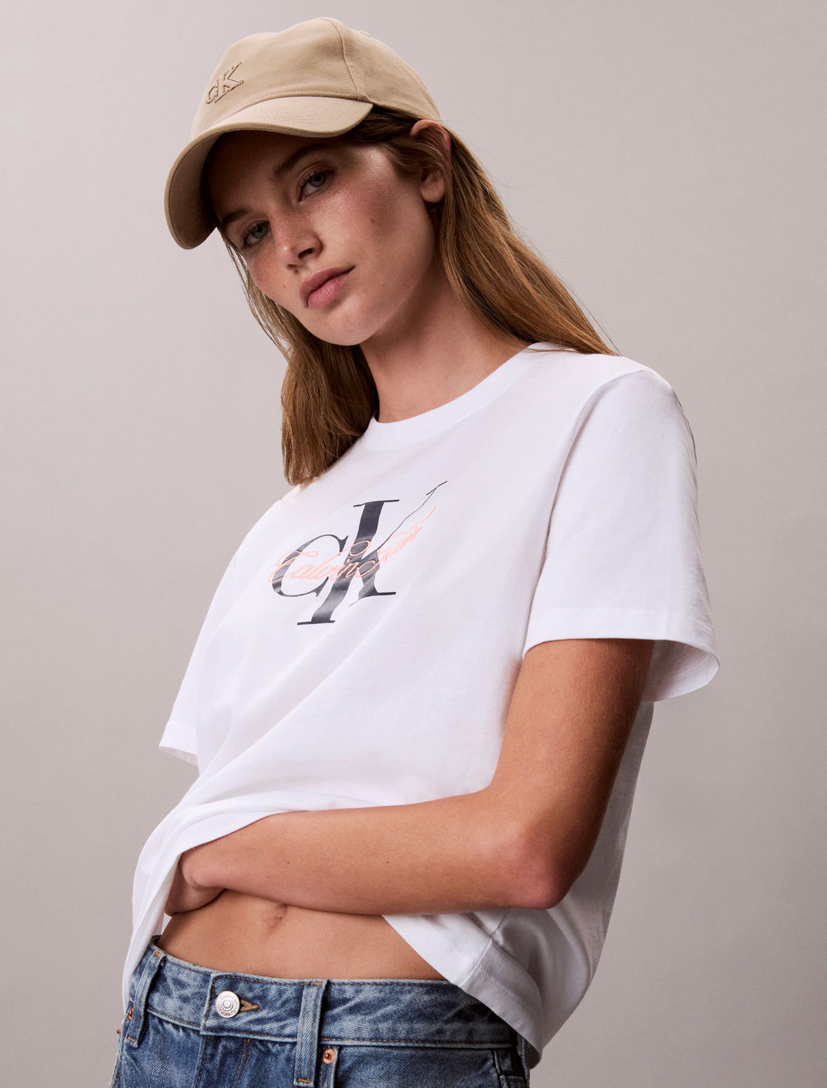 Calvin Klein Script Monologo Graphic Classic T-Shirt