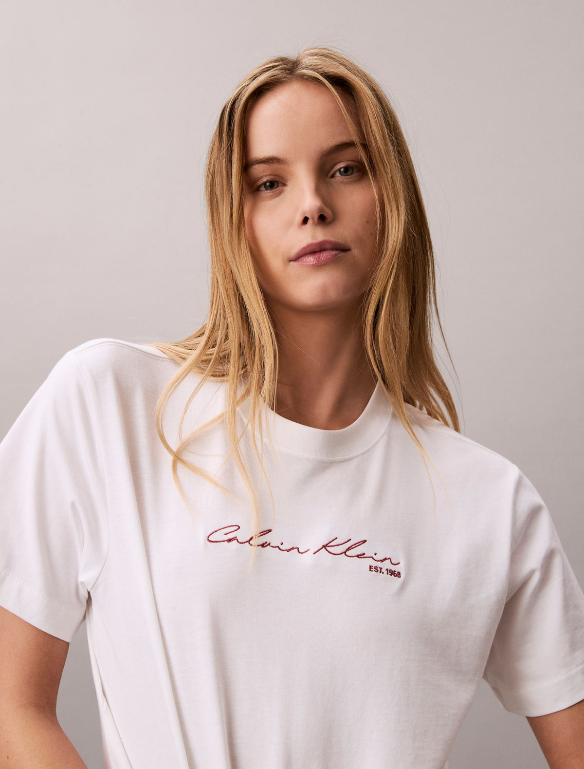 Calvin Klein Script Logo Graphic Boxy T-Shirt