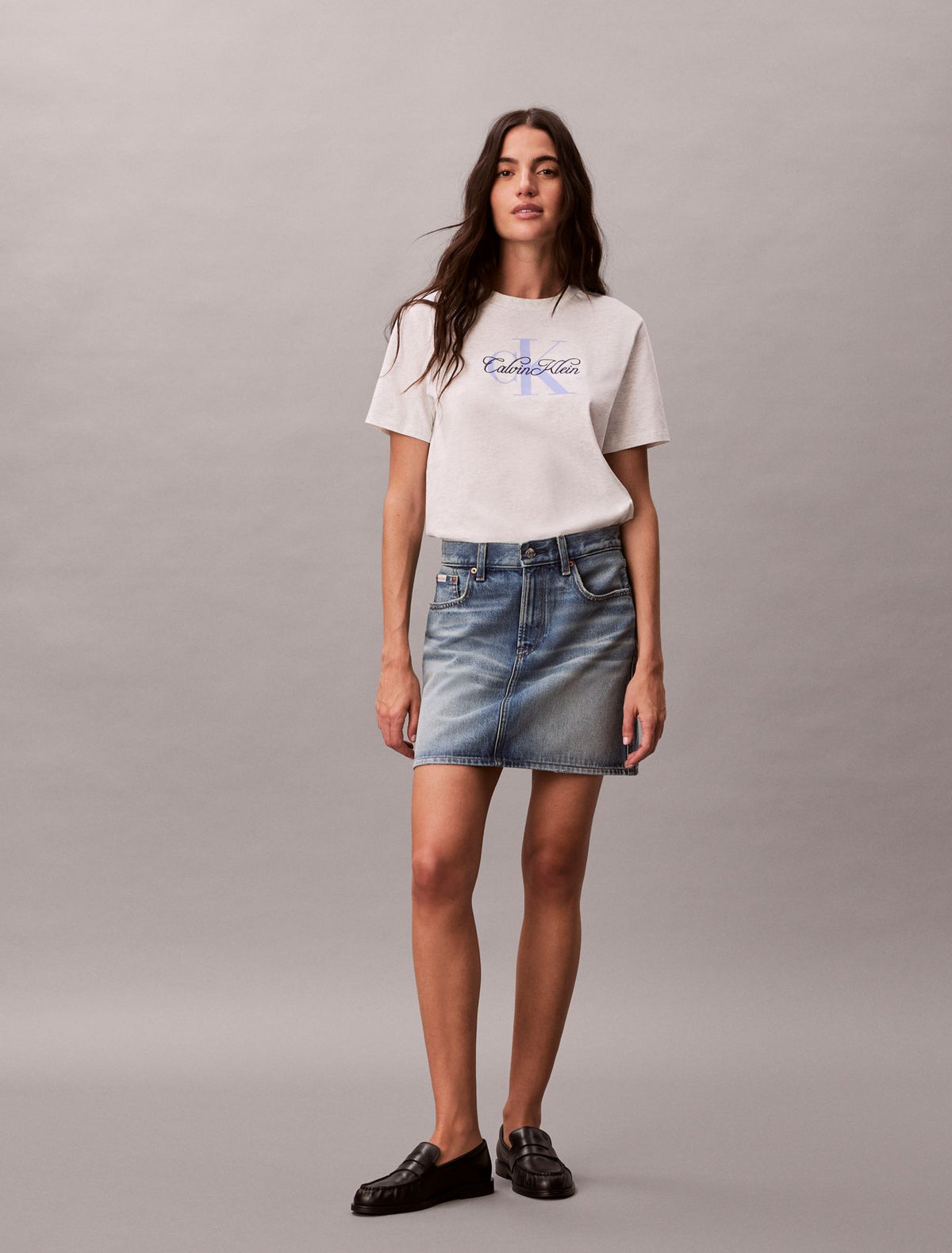 Calvin Klein Script Monologo Graphic Classic T-Shirt
