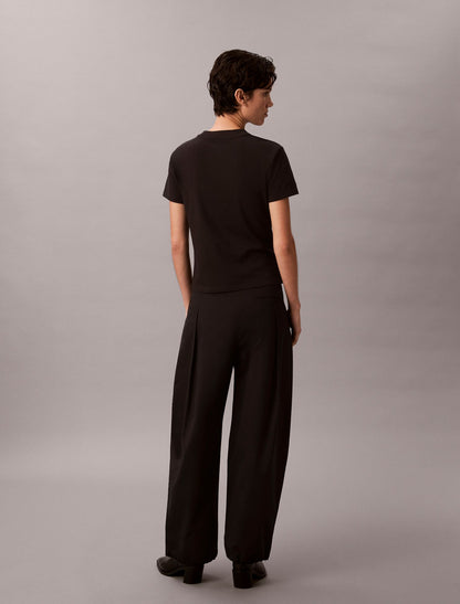 Calvin Klein Contrast Logo Graphic Slim T-Shirt