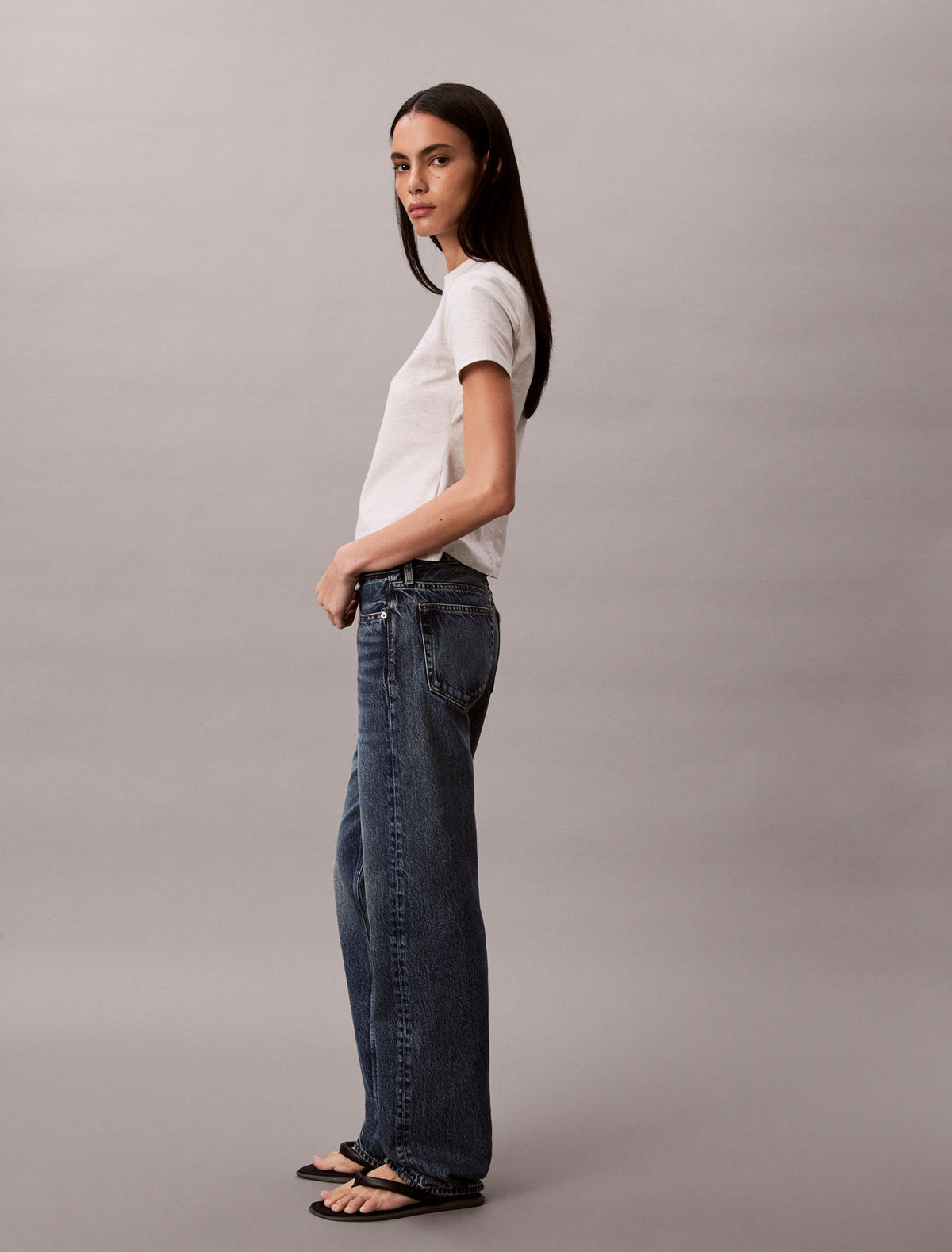 Calvin Klein Flower Logo Graphic Slim T-Shirt