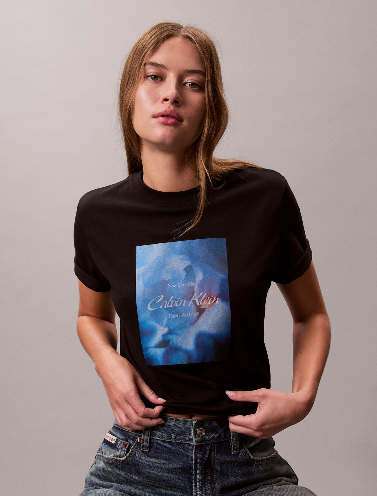 Calvin Klein Flower Script Logo Graphic Classic T-Shirt