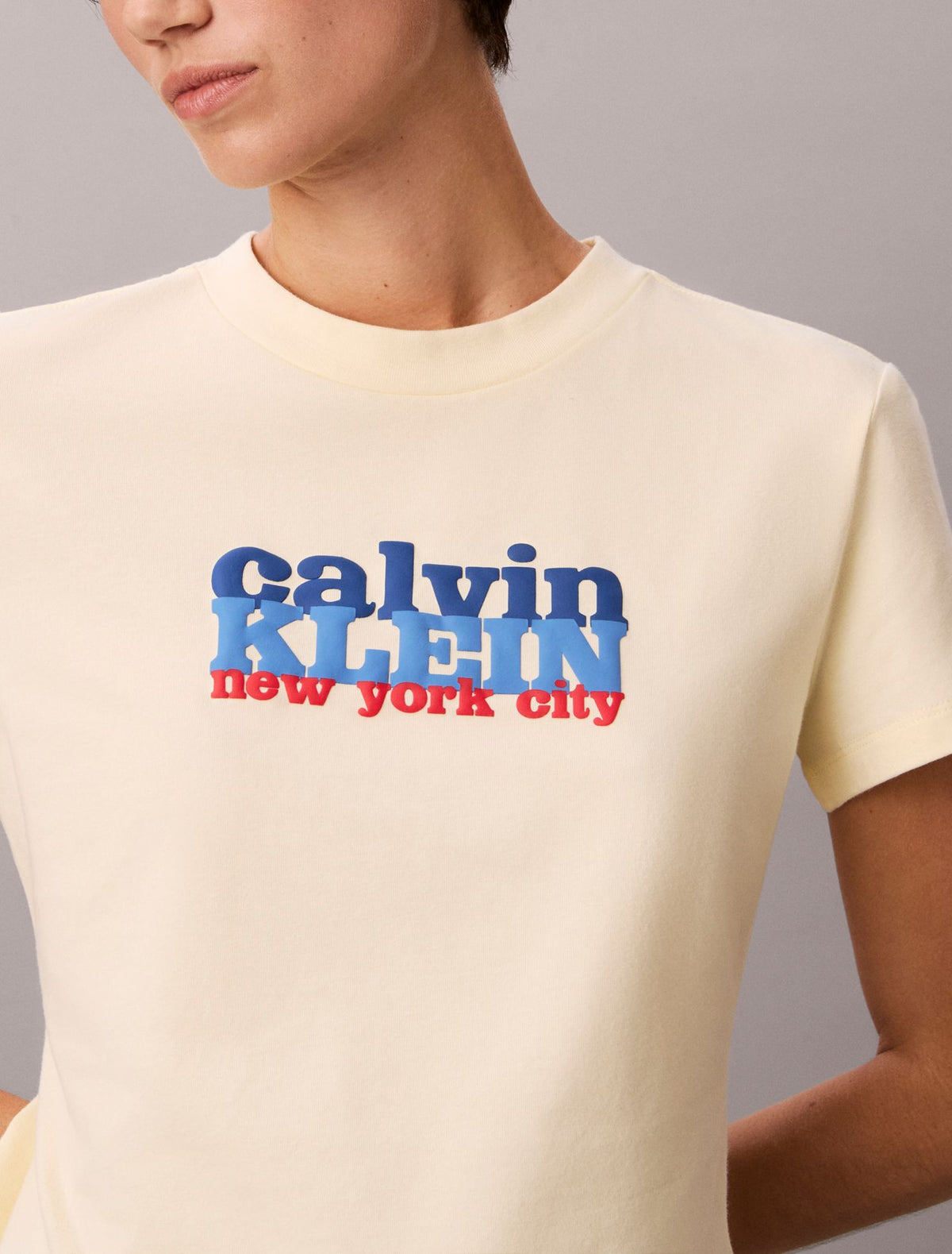 Calvin Klein Contrast Logo Graphic Slim T-Shirt
