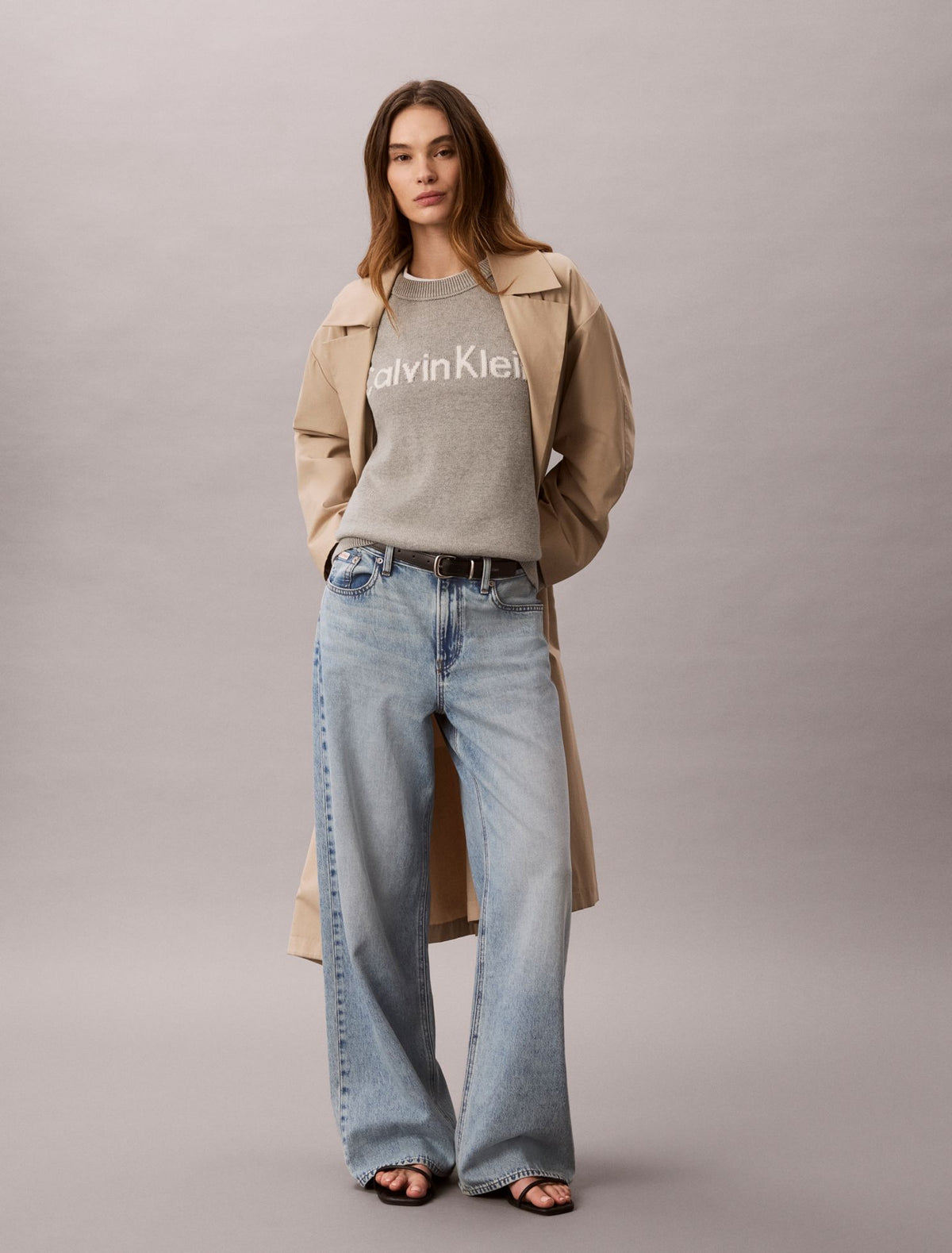 Calvin Klein Logo Graphic Relaxed Sweater