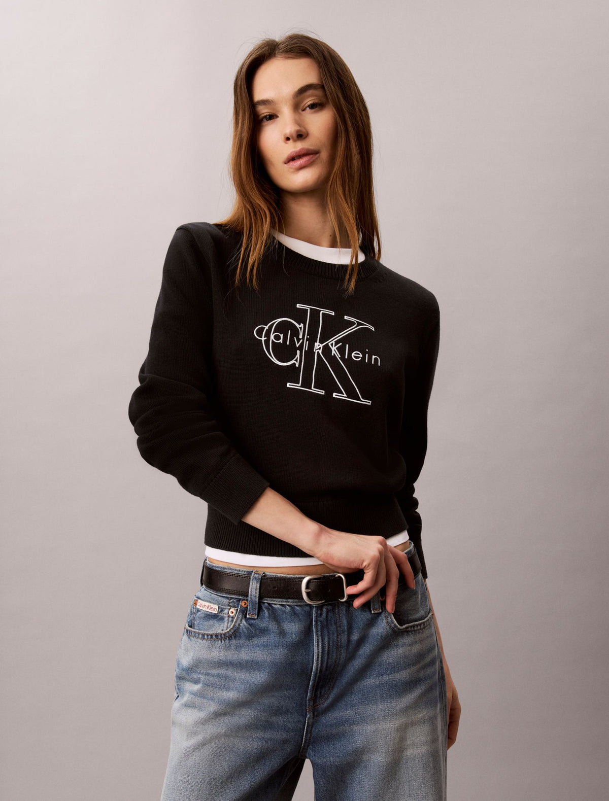 Calvin Klein Monologo Outline Sweater