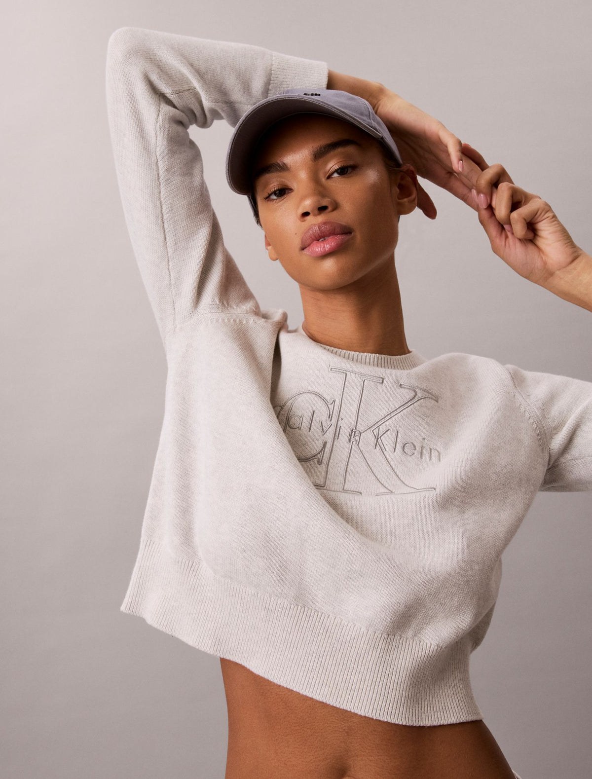 Calvin Klein Monologo Outline Sweater