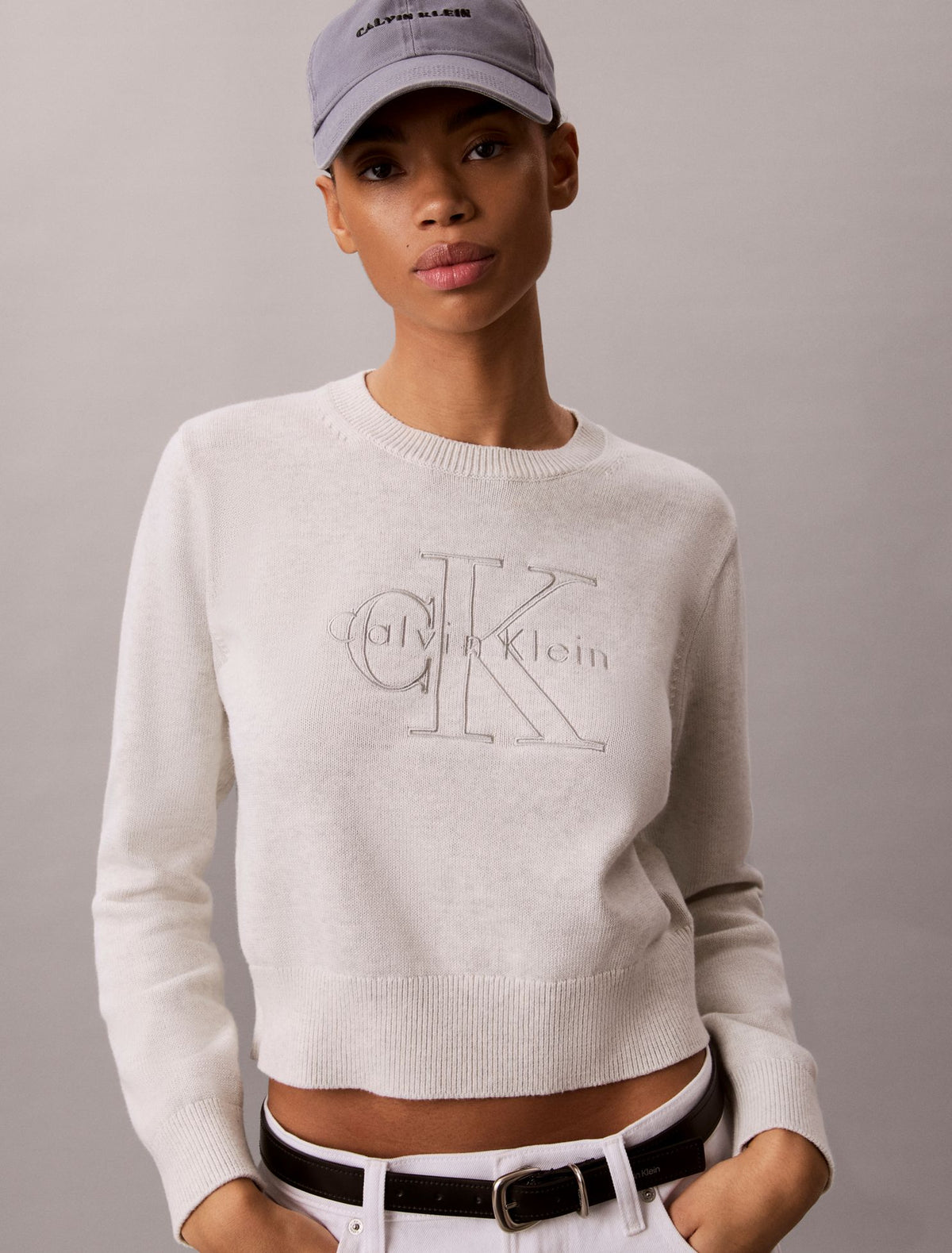 Calvin Klein Monologo Outline Sweater