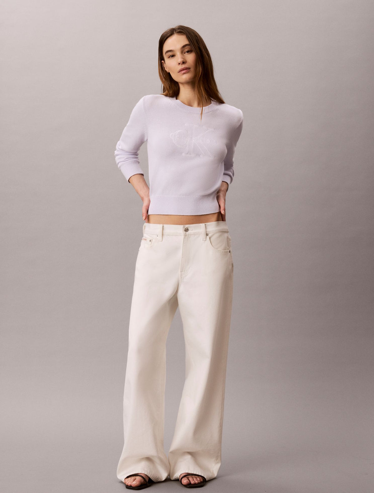 Calvin Klein Monologo Outline Sweater