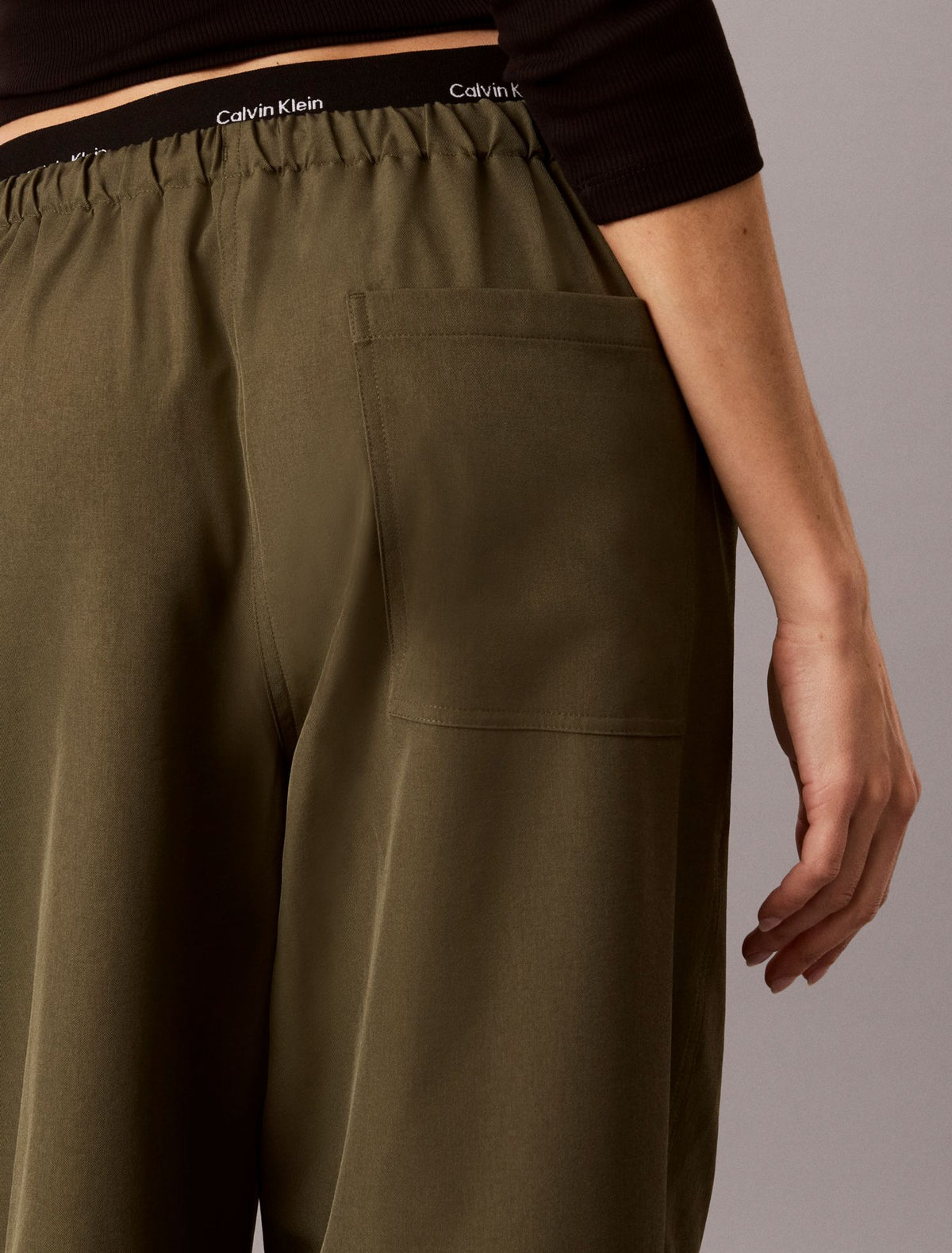 Calvin Klein Tech Crinkle Twill Pants