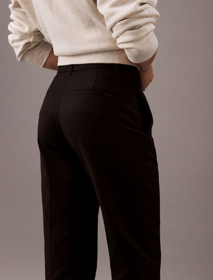 Calvin Klein Cotton Stretch Straight Fit Chino Pants